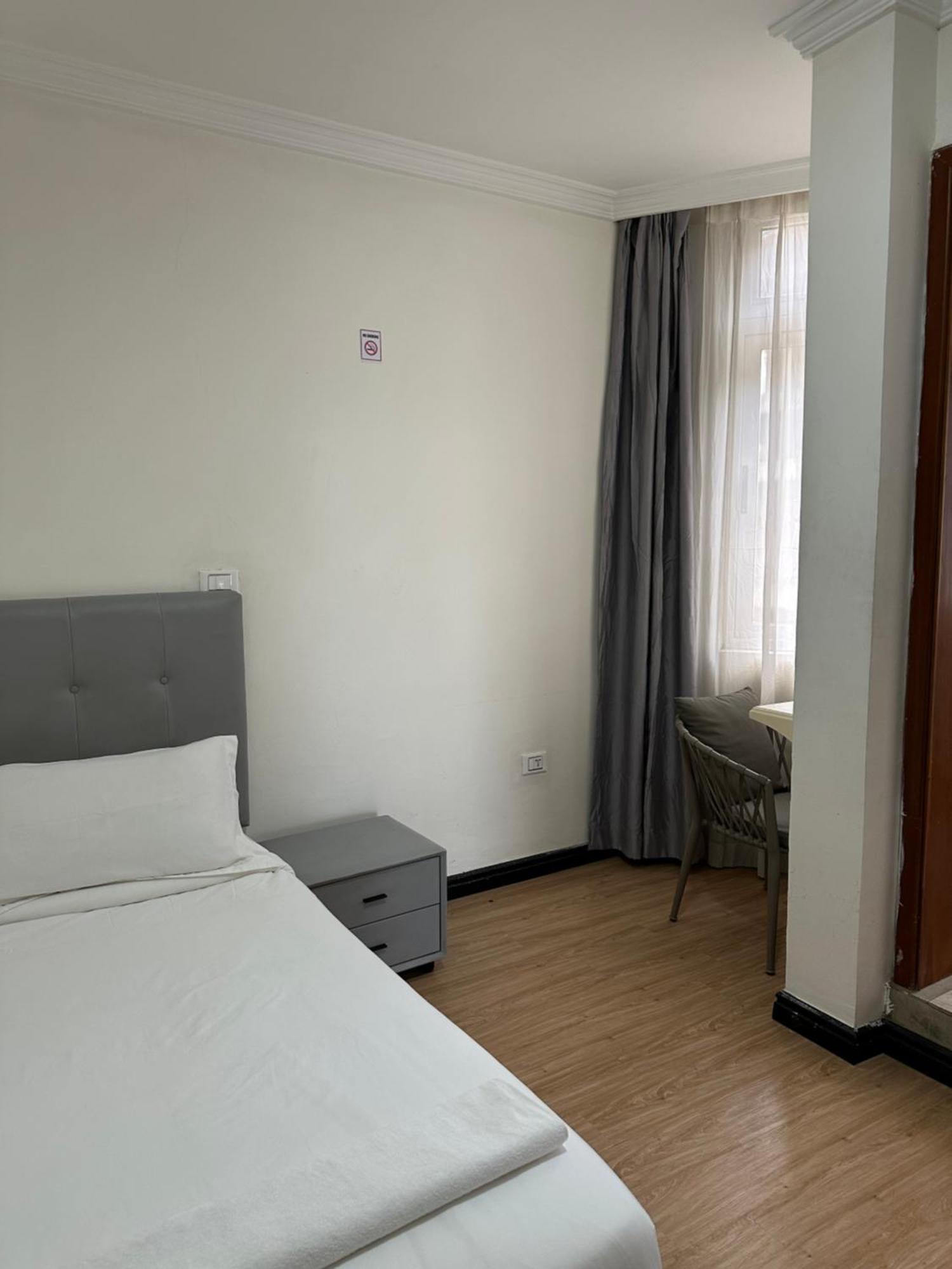 Bed and Breakfast Social House Adís Abeba Exterior foto